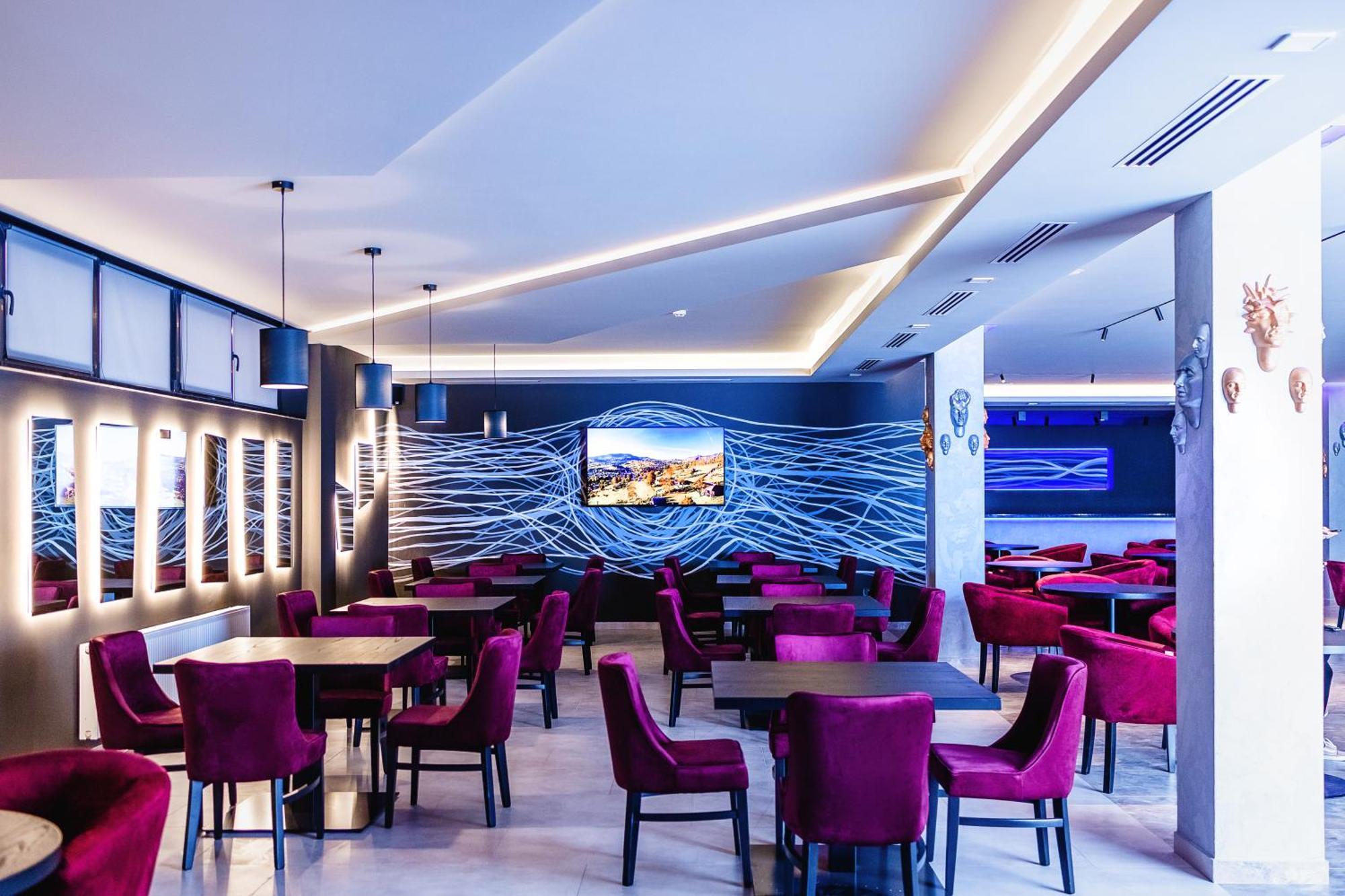 Otto Hotel-Restaurant Rivne Exterior photo